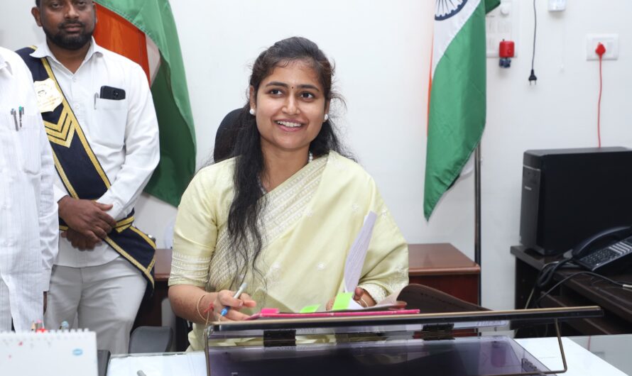 Warangal : మహా నగర పలక సంస్థ కమిషనర్ గా బాధ్యతలు స్వీకరించిన శహత్ బాజ్ పాయ్