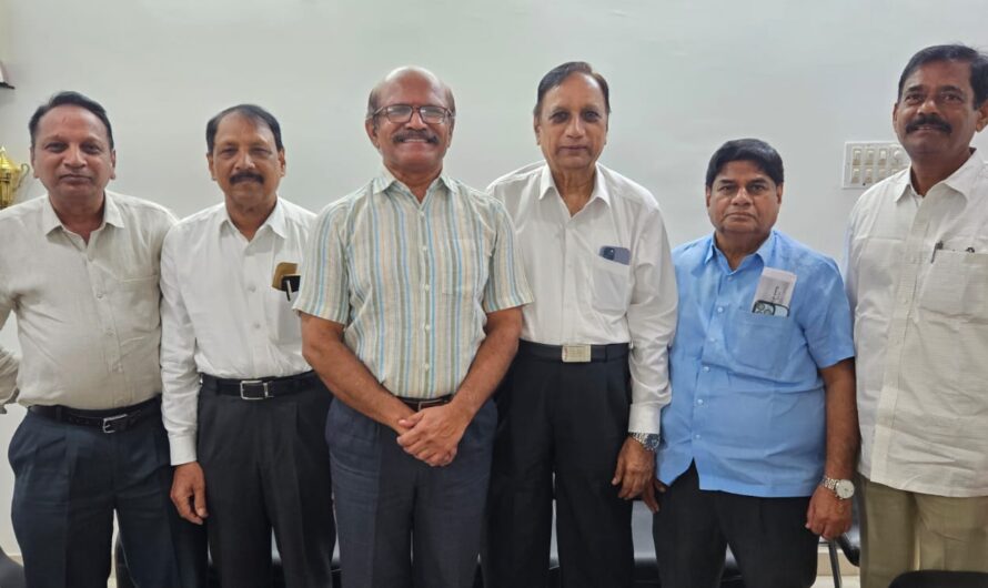 Under Ground Drainage : వరంగల్ డెవలప్ మెంట్ విజన్ డాక్యుమెంట్ పై జరిగిన సమావేశంలో ప్రొఫెసర్ భాస్కర్