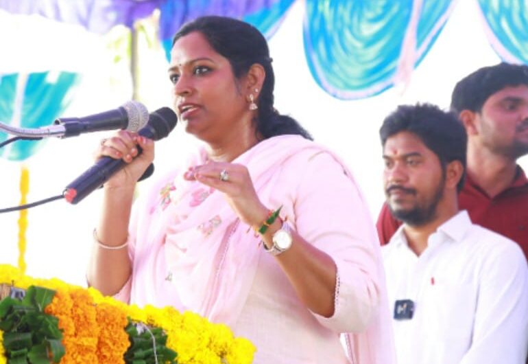 DR Kadiyam Kavya : రాహుల్ గాంధీని ప్రధాన మంత్రి చేయాలి
