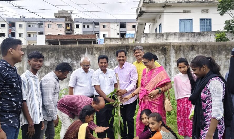 environmental pollution : ఏవీవీ ప్రాంగణంలో వన మహోత్సవం…