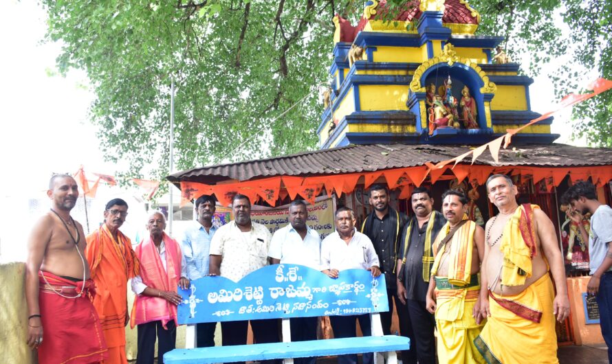 GovindarajaswamyTemple: శ్రీ అభయాంజనేయస్వామి దేవాలయంలో సిమెంట్ బల్లాలను ఏర్పాటు