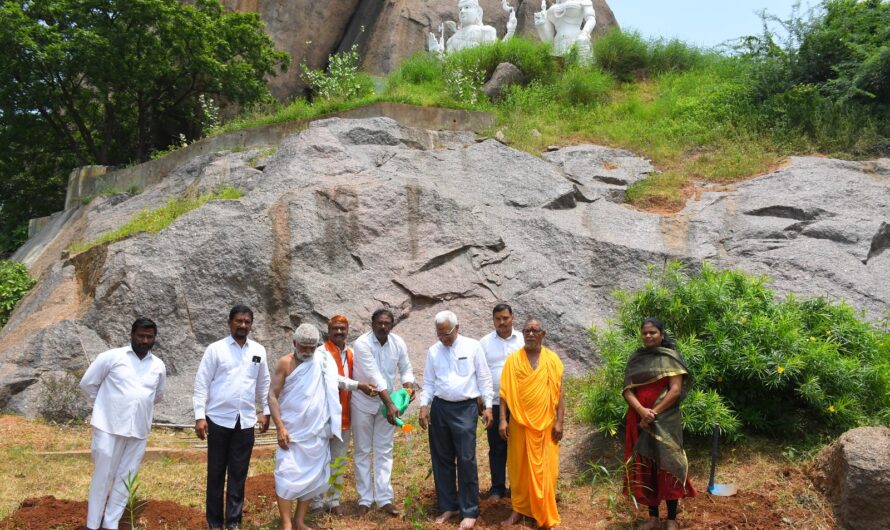 Bhdrakali Temple : 50 రకాల పూలు మరియు పండ్ల మొక్కలు నాటుట