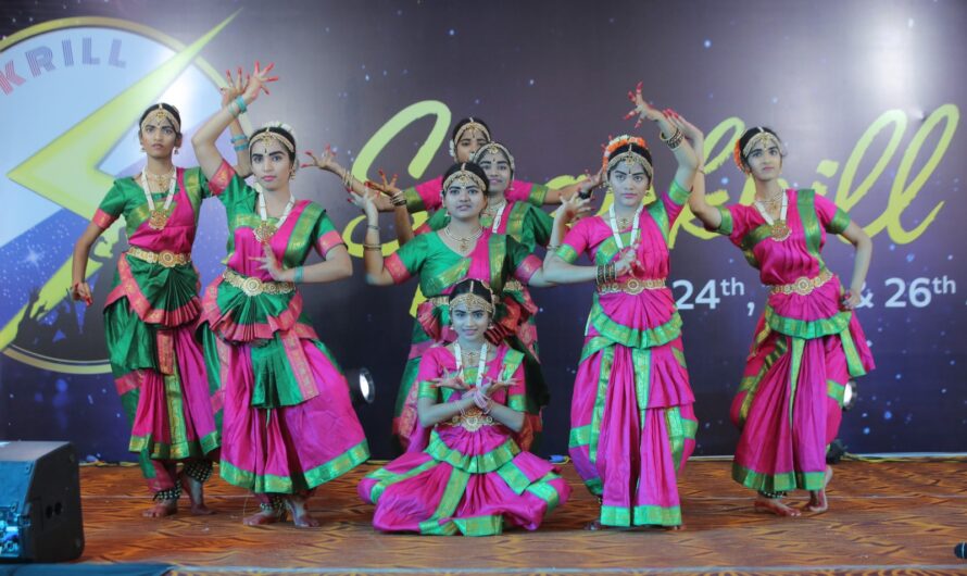 SR University : వార్షిక సాంస్కృతికోత్సవమైన స్పార్క్‌రిలో ’26 వేడుకలు