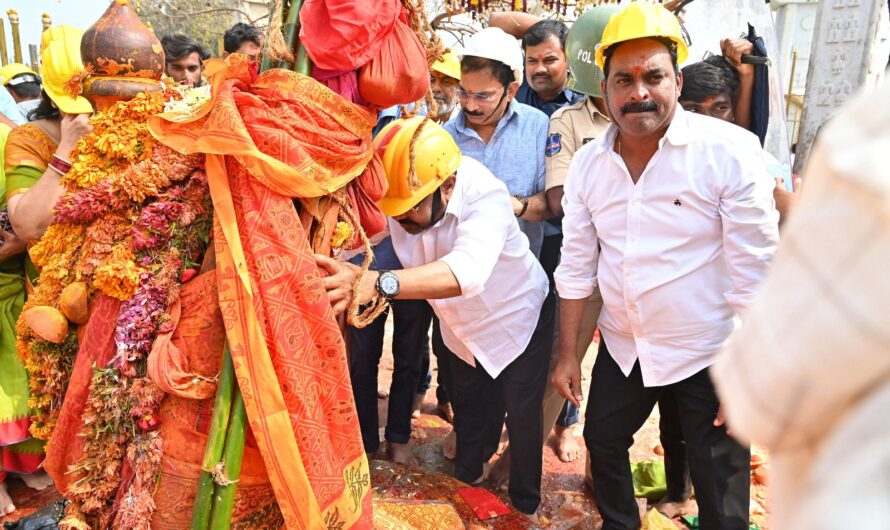 Medaram : సమ్మక్క-సారలమ్మను దర్శించిన ఎమ్మెల్యే నాయిని…