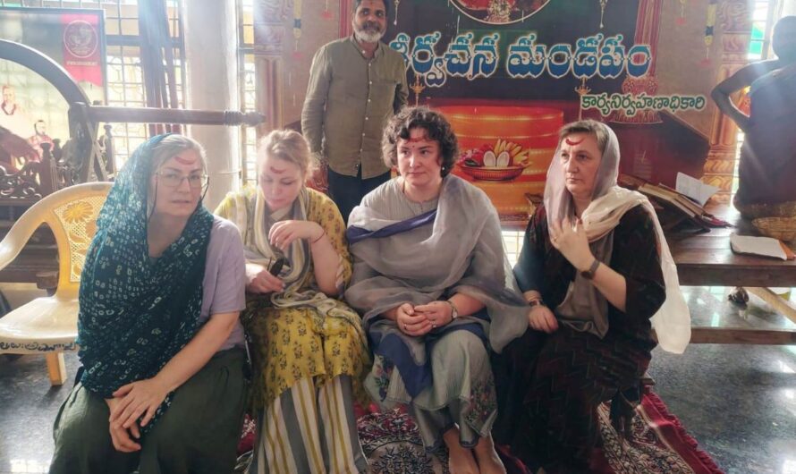 Bhadrakali Temple : దేవస్థానాన్ని దర్శించుకున్న ఉపముఖ్యమంత్రి పవన్ కళ్యాణ్ సతీమణి