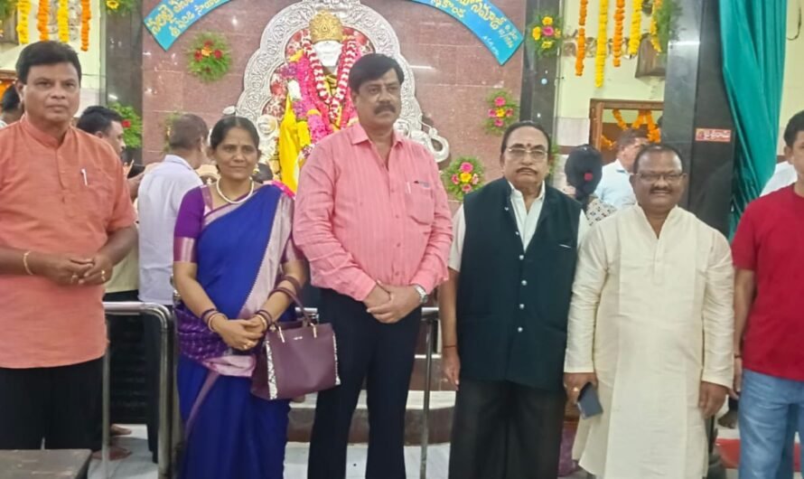Hanumakonda : గురుపౌర్ణమి సందర్భంగా సాయినగర్‌ సాయిబాబా మందిరంలో మహా అన్నదానం…